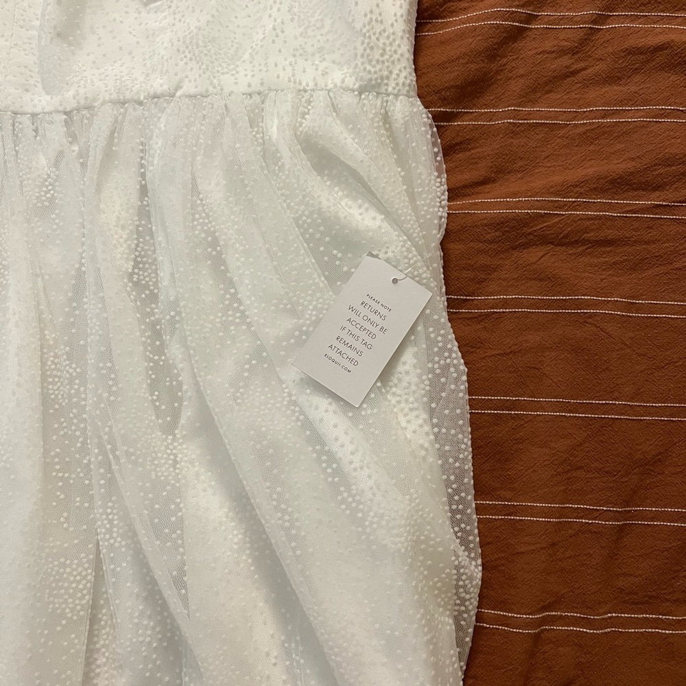 Eloquii x Bridal Tie Shoulder Dress - Picture 4 of 9